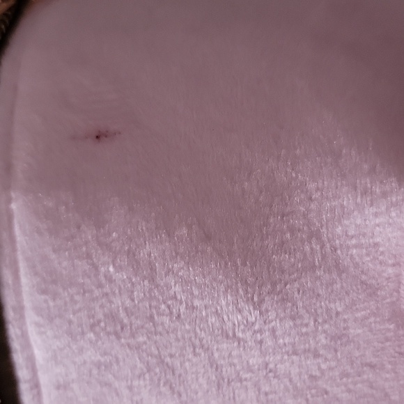 Juicy Couture Makeup Bag - Picture 4 of 9